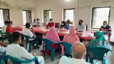 চাঁপাইনবাবগঞ্জে লকডাউন চলমান থাকায় নিয়ামতপুরে নিরাপত্তা জোরদারকরণ