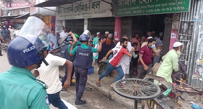 জামায়াত-শিবিরের মিছিলের চেষ্টা, পুলিশের লাঠিপেটায় ছত্রভঙ্গ