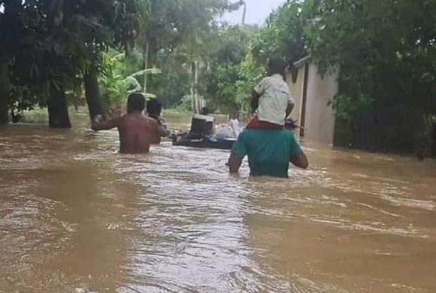 ভয়ানকভাবে বন্যার পানি প্রবেশ করছে ফেনীতে